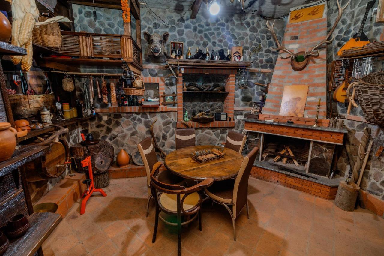 Borjomi Villa Roma Luaran gambar
