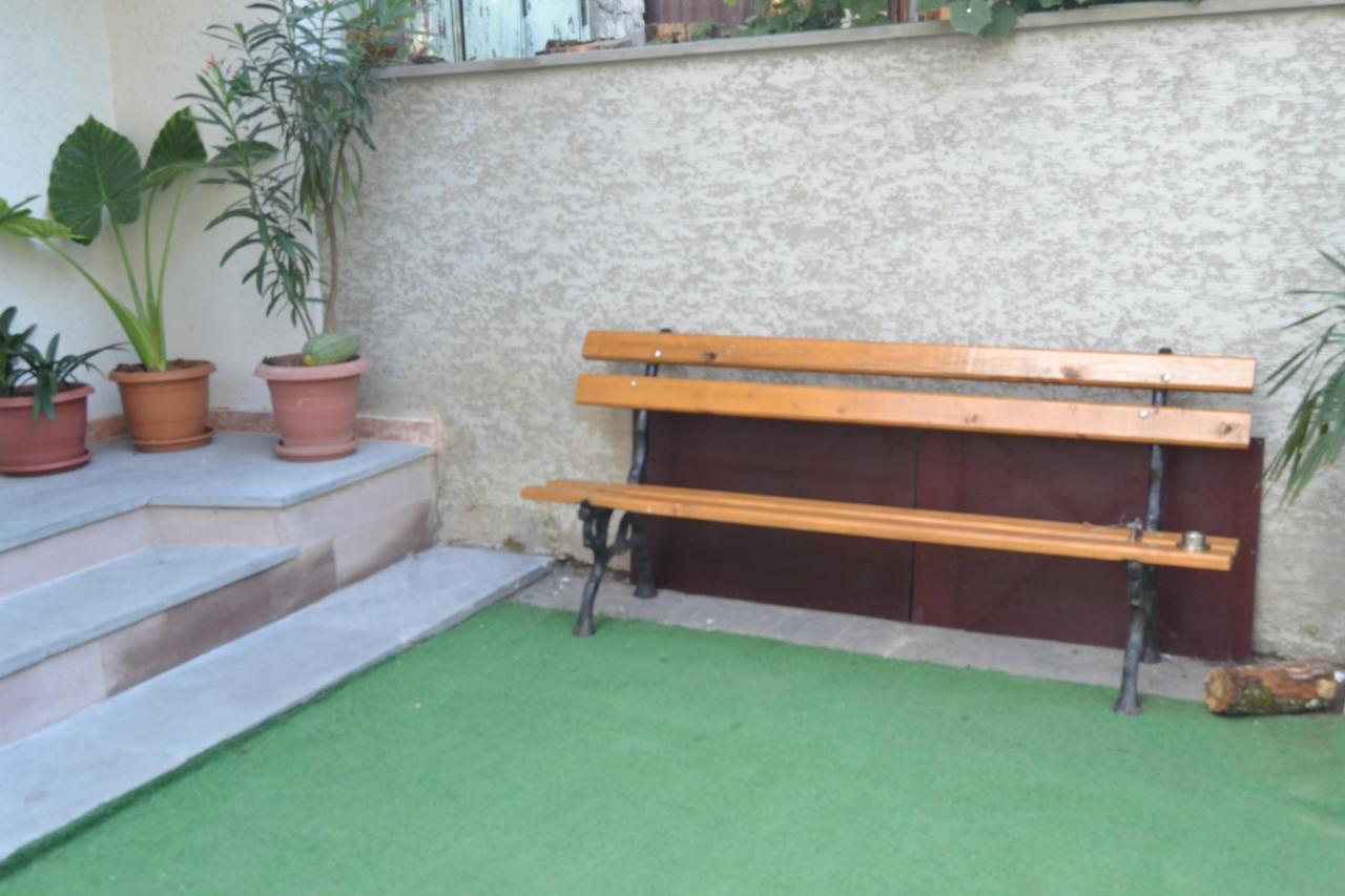 Borjomi Villa Roma Luaran gambar